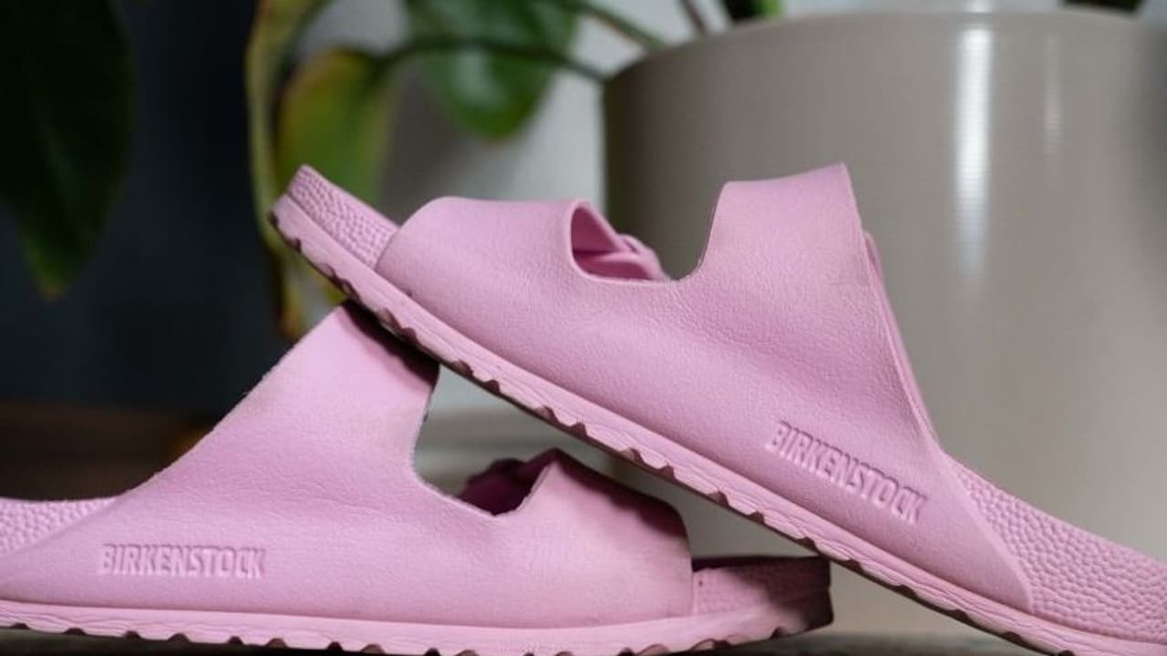 Birkenstock Shares Rise Ahead Of Q4 Earnings: Retail’s Extremely Bearish