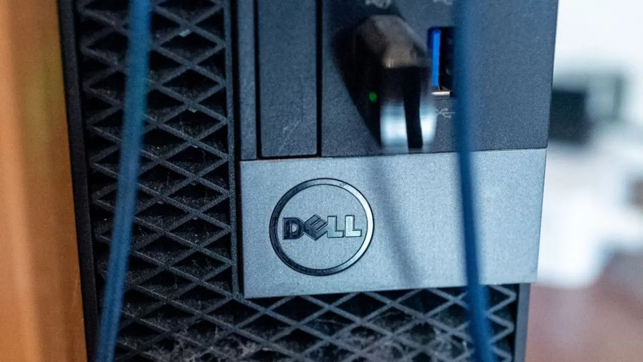 Dell Poised To Extend Gains As Analyst Names Stock Top Hardware Pick For 2025: Retail Cheers New AI PC Offerings Dell Poised To Extend Gains As Analyst Names Stock Top Hardware Pick For 2025: Retail Cheers New AI PC Offerings
