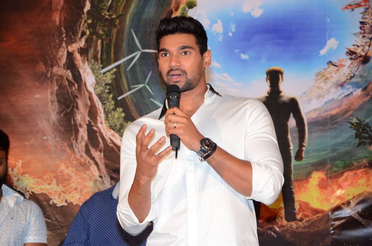 సాక్ష్యం మూవీ పోస్టర్ లాంచ్ ఈవెంట్ ఫోటో గ్యాలరీ సాక్ష్యం మూవీ పోస్టర్ లాంచ్ ఈవెంట్ ఫోటో గ్యాలరీ