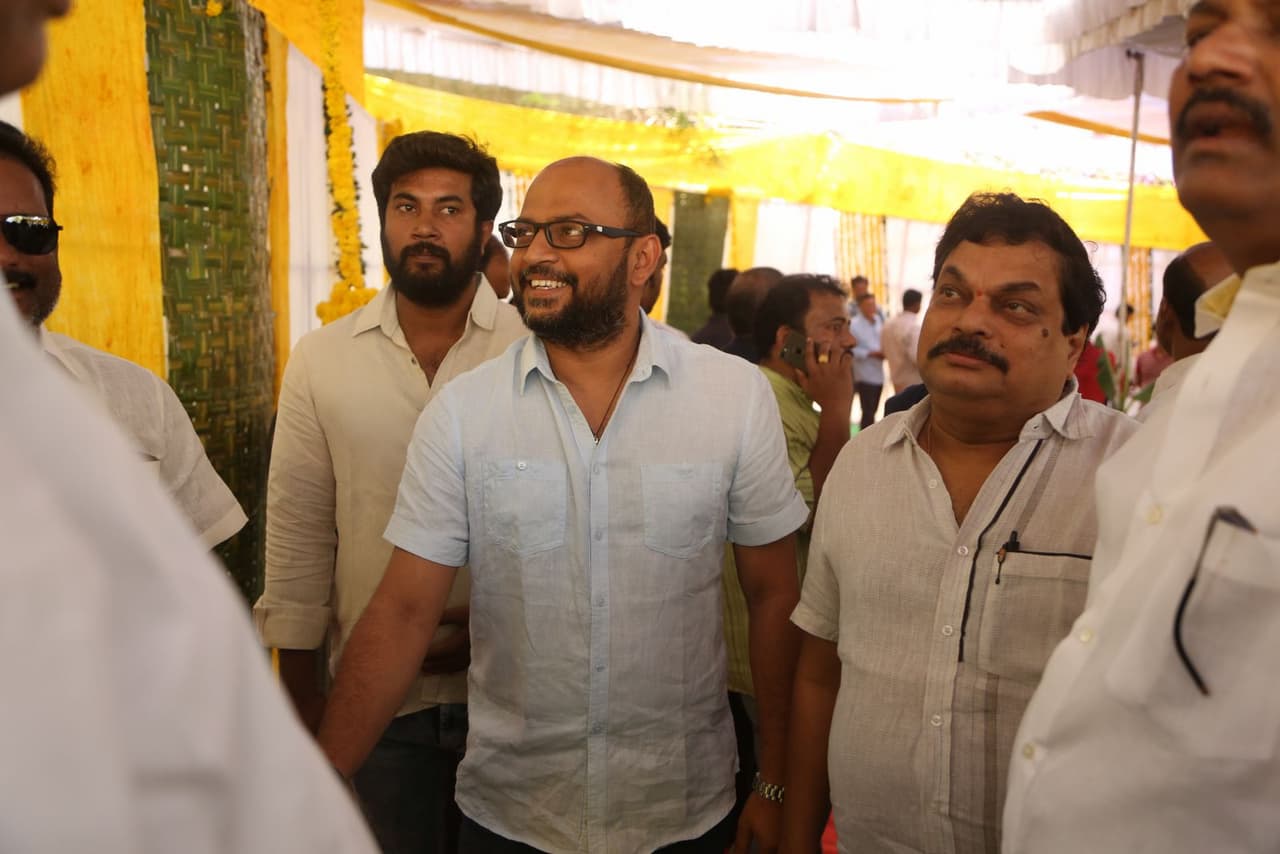 బెల్లంకొండ శ్రీనివాస్ మూవీ ఓపెనింగ్ గ్యలరీ బెల్లంకొండ శ్రీనివాస్ మూవీ ఓపెనింగ్ గ్యలరీ