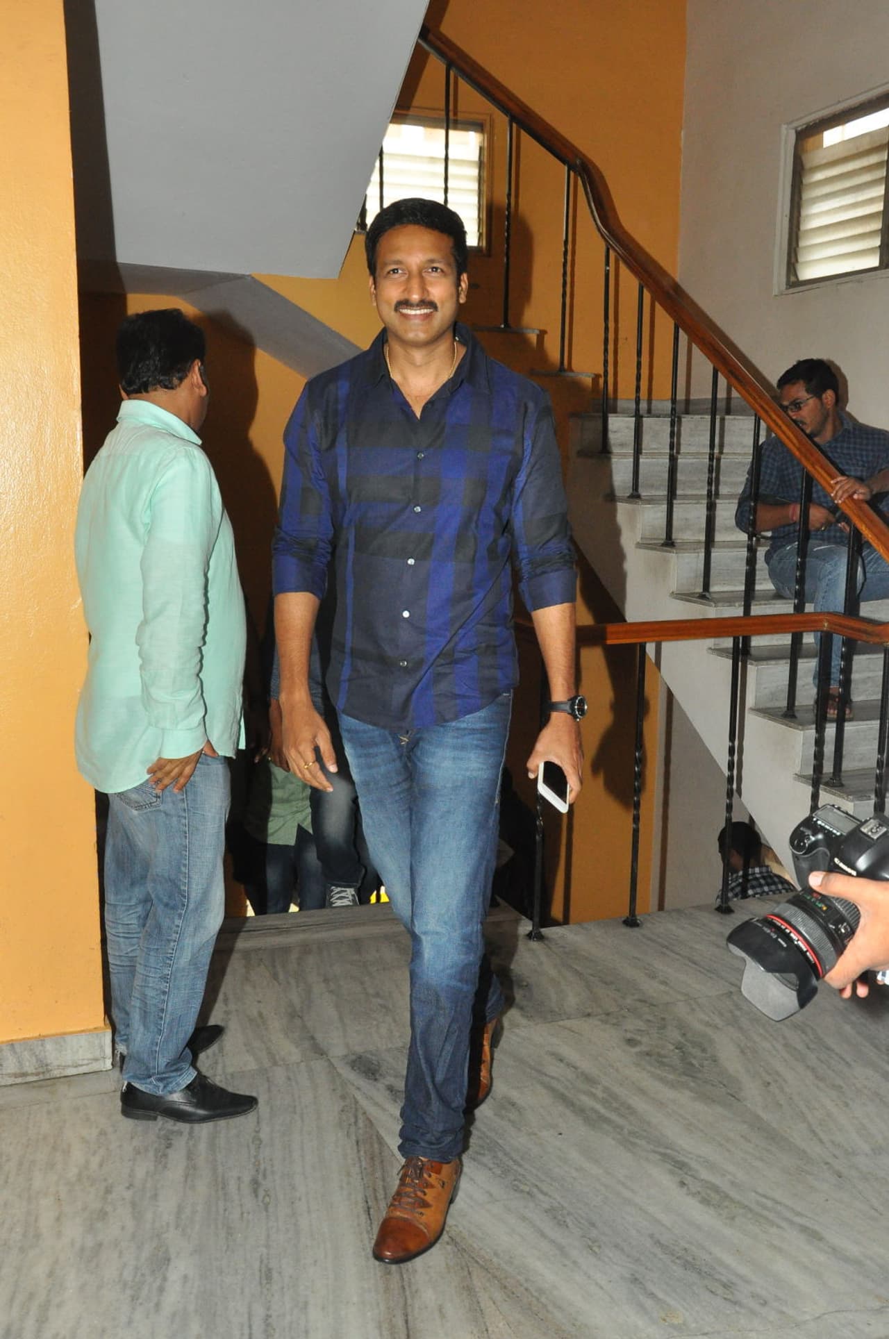 గోపిచంద్ బర్త్ డే సందర్భంగా గౌతమ్ నంద మూవీ టీజర్ రిలీజ్ గోపిచంద్ బర్త్ డే సందర్భంగా గౌతమ్ నంద మూవీ టీజర్ రిలీజ్