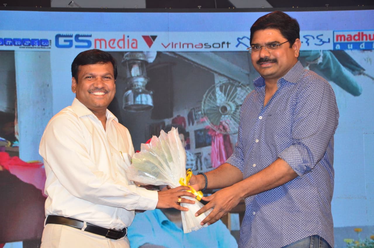 వంశీ ఫ్యాషన్ డిజైనర్ ప్రి రిలీజ్ ఈవెంట్ గ్యాలరీ వంశీ ఫ్యాషన్ డిజైనర్ ప్రి రిలీజ్ ఈవెంట్ గ్యాలరీ