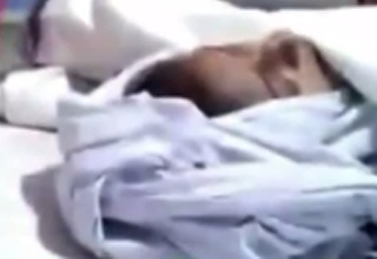 శ్రీదేవి పార్థీవ దేహం ఫోటోలు శ్రీదేవి పార్థీవ దేహం ఫోటోలు