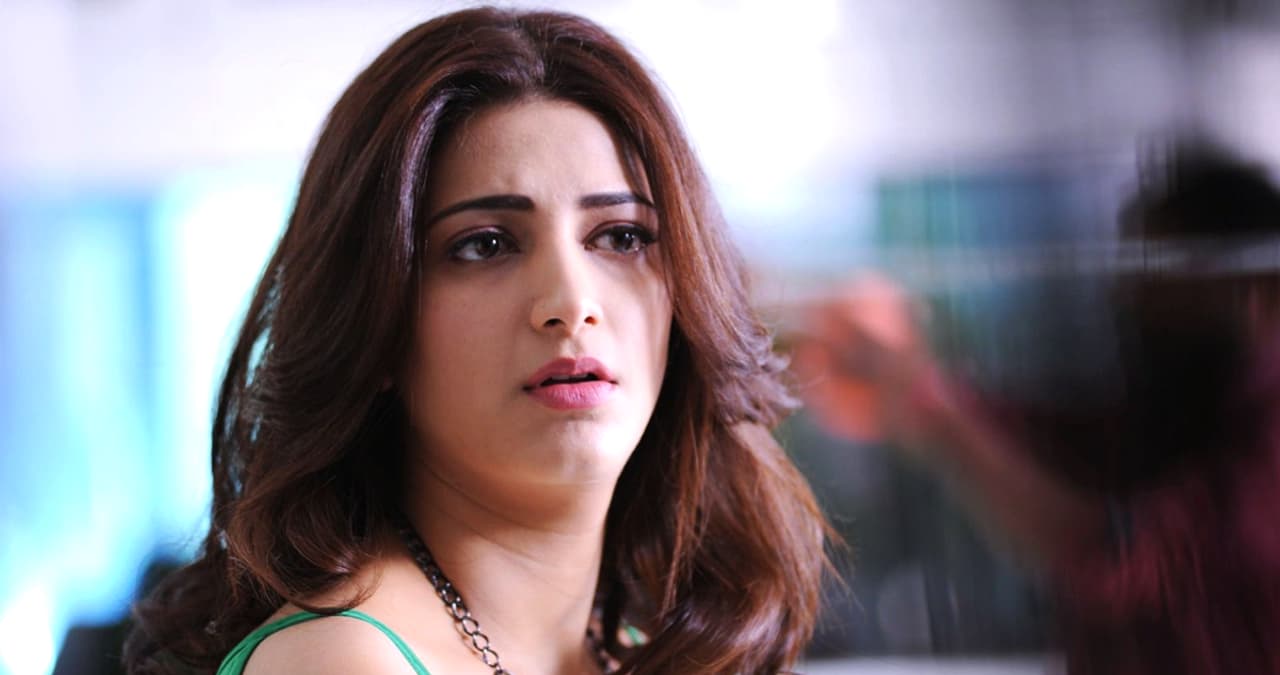 കമല്ഹാസനൊപ്പം ശ്രുതി ഹാസന് കമല്ഹാസനൊപ്പം ശ്രുതി ഹാസന്