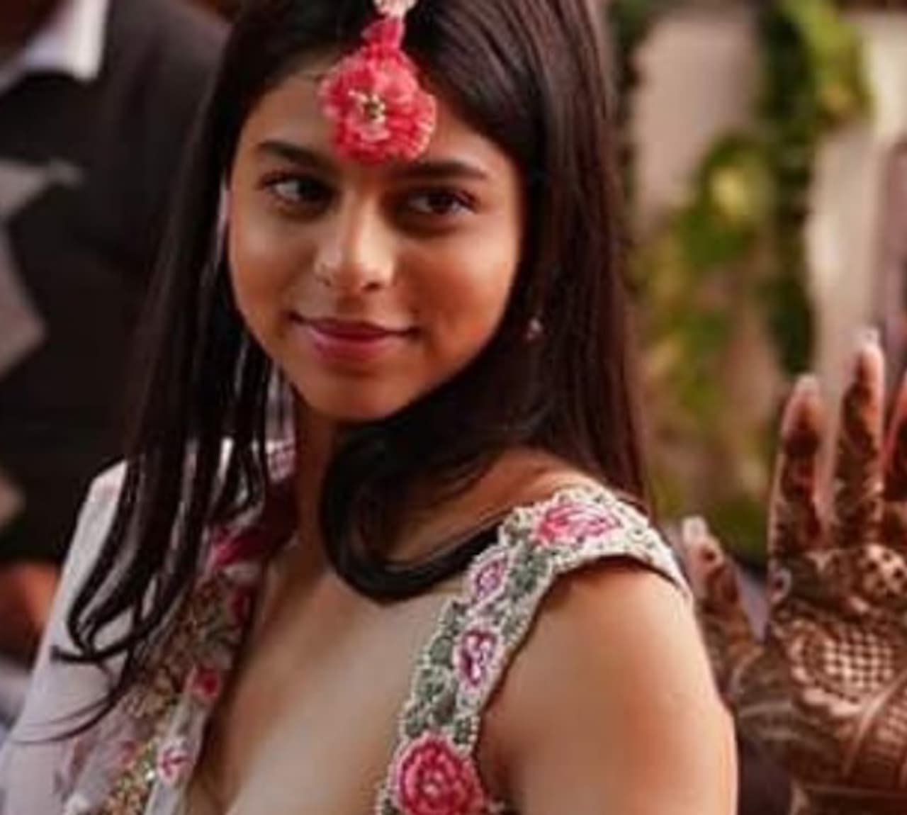 വീണ്ടും ഗ്ലാമറായി സുഹാന ഖാന് വീണ്ടും ഗ്ലാമറായി സുഹാന ഖാന്