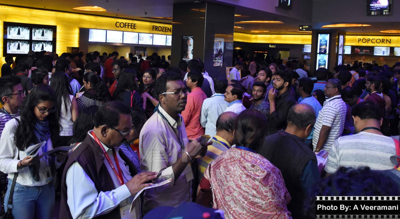 ಬೆಂಗಳೂರು ಚಿತ್ರೋತ್ಸವದಲ್ಲಿ ಏನ್ ನಡೀತಿದೆ ನೀವು ಬಲ್ಲಿರಾ...? ಬೆಂಗಳೂರು ಚಿತ್ರೋತ್ಸವದಲ್ಲಿ ಏನ್ ನಡೀತಿದೆ ನೀವು ಬಲ್ಲಿರಾ...?