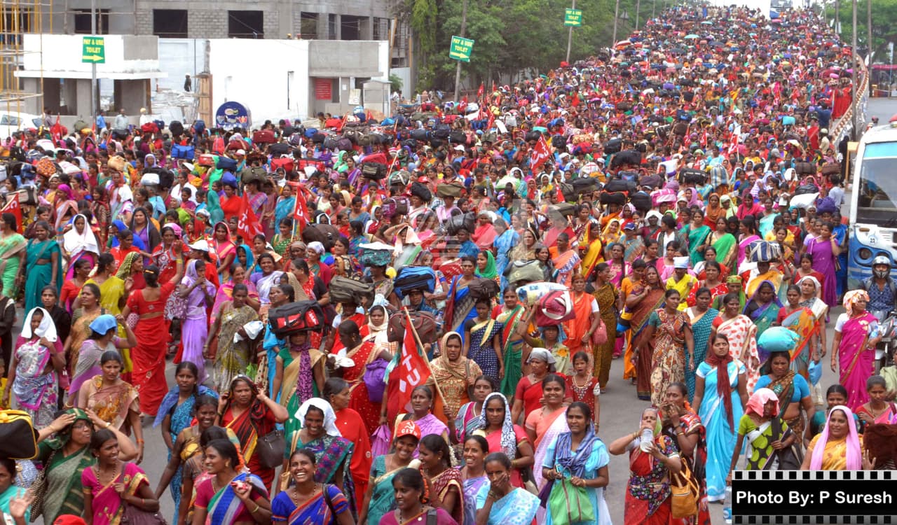 ಅಂಗನವಾಡಿ ಕಾರ್ಯಕರ್ತೆಯರ ಪ್ರತಿಭಟನೆ