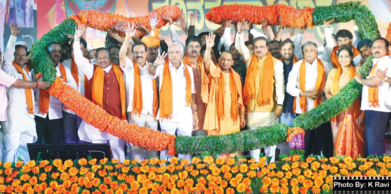 ನೀವು ಹಿಂದು ಆಗಿದ್ರೆ ಗೋಹತ್ಯೆ ನಿಷೇಧಿಸಿ ಸಿದ್ದುಗೆ ಯೋಗಿ ಸವಾಲ್ ನೀವು ಹಿಂದು ಆಗಿದ್ರೆ ಗೋಹತ್ಯೆ ನಿಷೇಧಿಸಿ ಸಿದ್ದುಗೆ ಯೋಗಿ ಸವಾಲ್