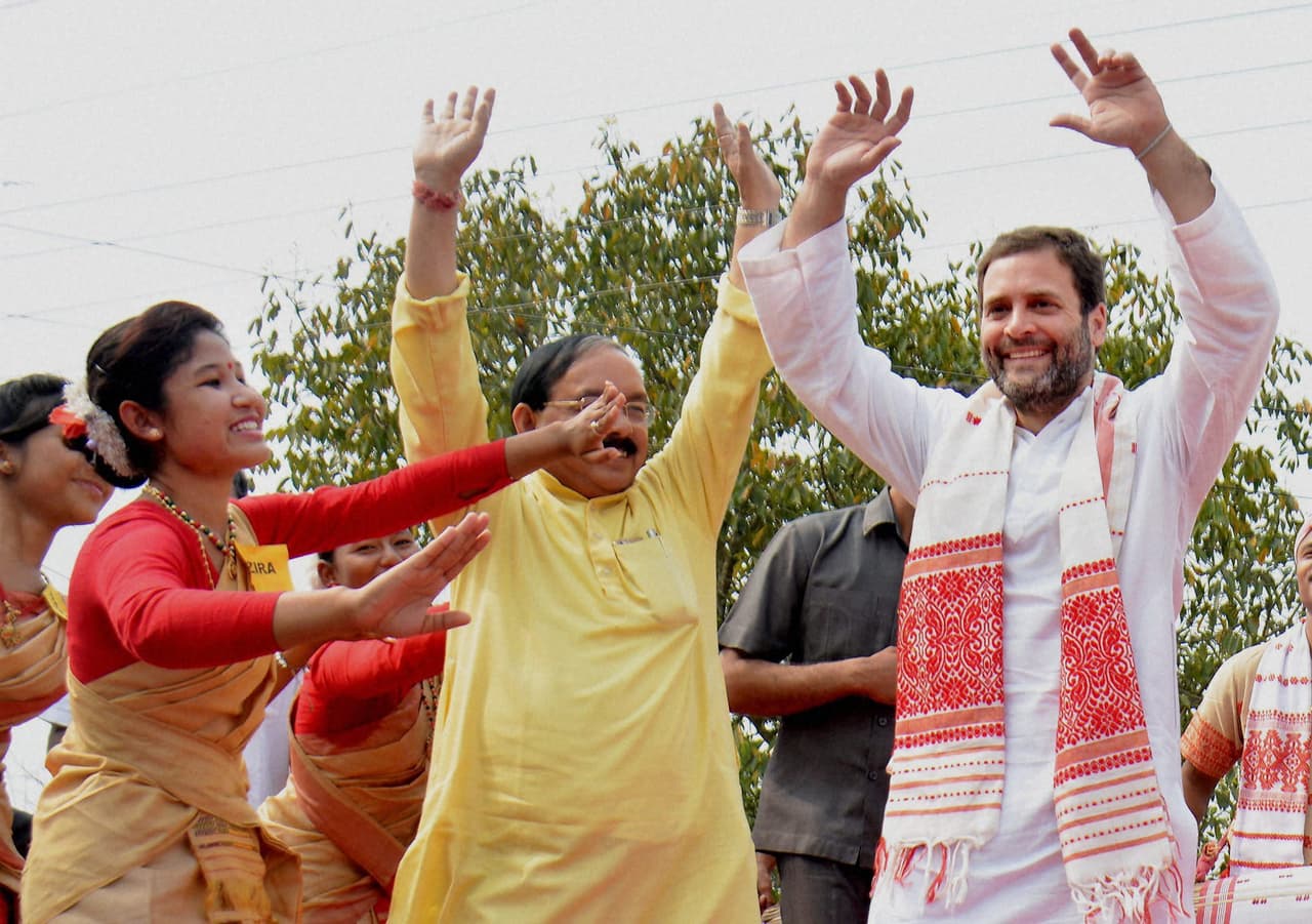 Images: Rahul Gandhi's fun day in Assam! Images: Rahul Gandhi's fun day in Assam!