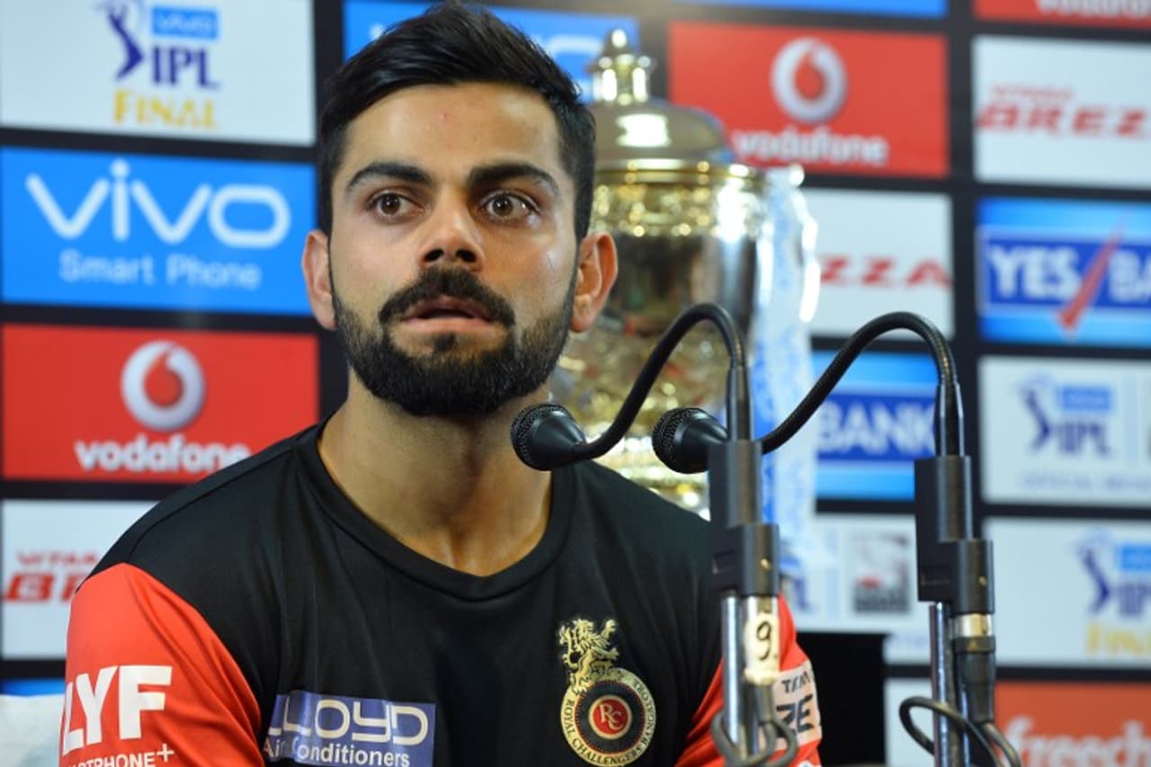 <p>క్రికెట్ ఒక జెంటిల్మన్ గేమ్ అనేది ఎప్పటినుండో వినిపించే ఒక మాట. వన్డే&nbsp;ఆగమనంతో&nbsp;ఒకింత జెంటిల్మన్ గేమ్ లో ఉత్కంఠ అనే ఎలిమెంట్ ఆడ్ అయింది. ఆ ఎలిమెంట్&nbsp;నుంచి ఇంకో మెట్టు ఎదిగిన క్రికెట్... ఏకంగా ఫుట్ బాల్ లెవెల్&nbsp;కి చేరుకుంది.&nbsp;</p><p>ఆట నియమాలు మార్చివేసింది. క్రికెట్‌ కొలమానాలకు కొత్త నిర్వచనం ఇచ్చింది. ప్రపంచ క్రికెట్‌ గతిని పూర్తిగా మార్చివేసింది. వ్యాపార, సినీ దిగ్గజాలను క్రీడారంగంలోకి తీసుకొచ్చింది. ఆటలకు వినోద తాపడం అద్దింది.&nbsp;</p>