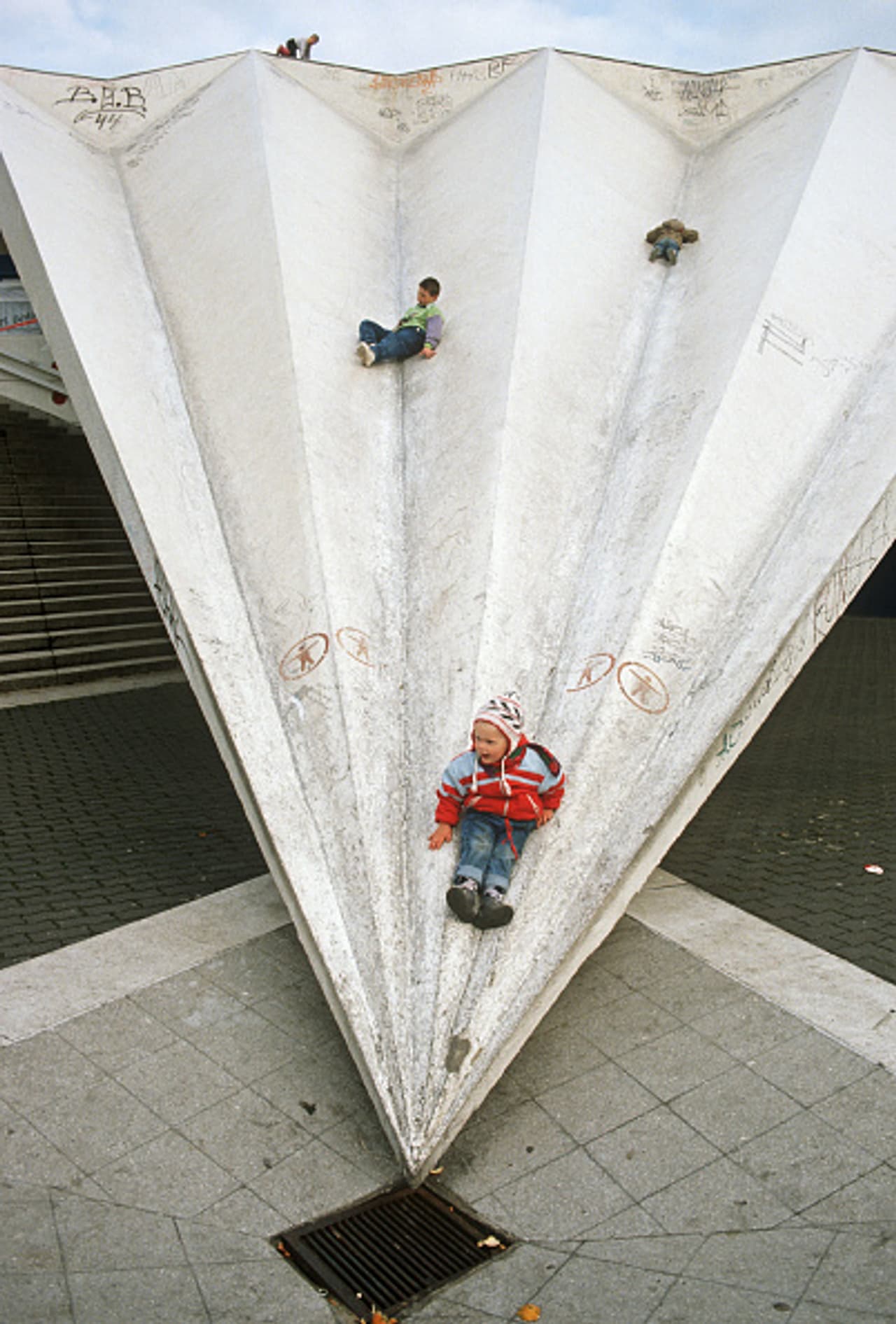 Bizarre looking slides around the world Bizarre looking slides around the world
