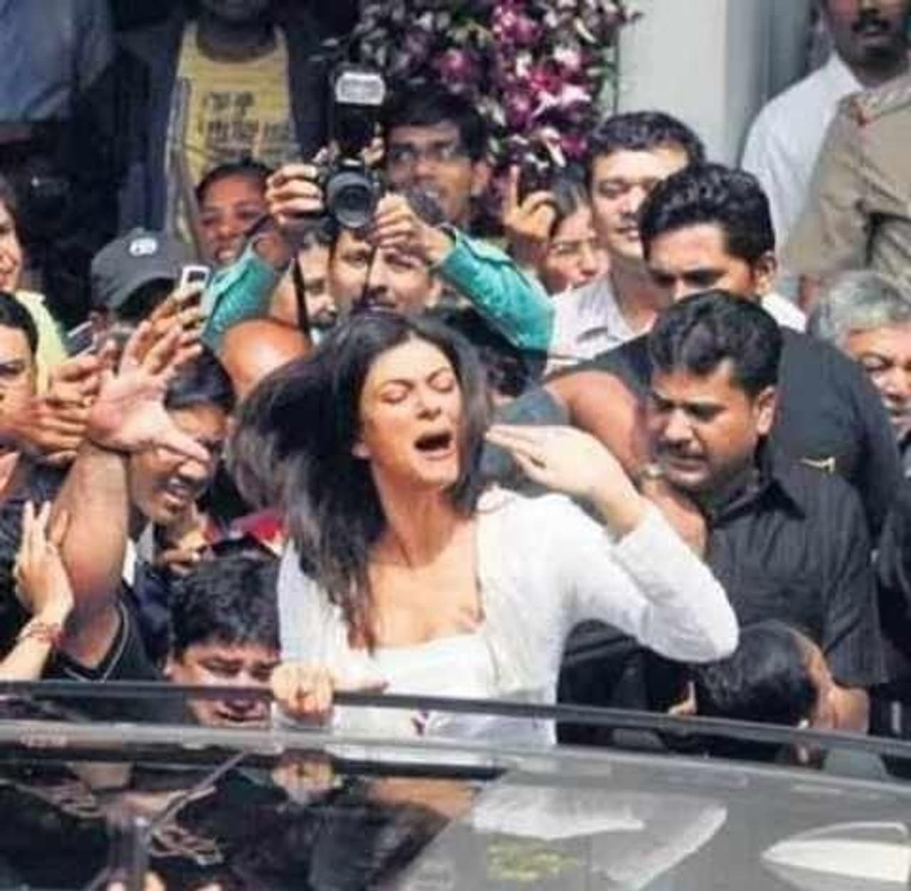 10 Celebs who were physically assaulted and abused in public 10 Celebs who were physically assaulted and abused in public