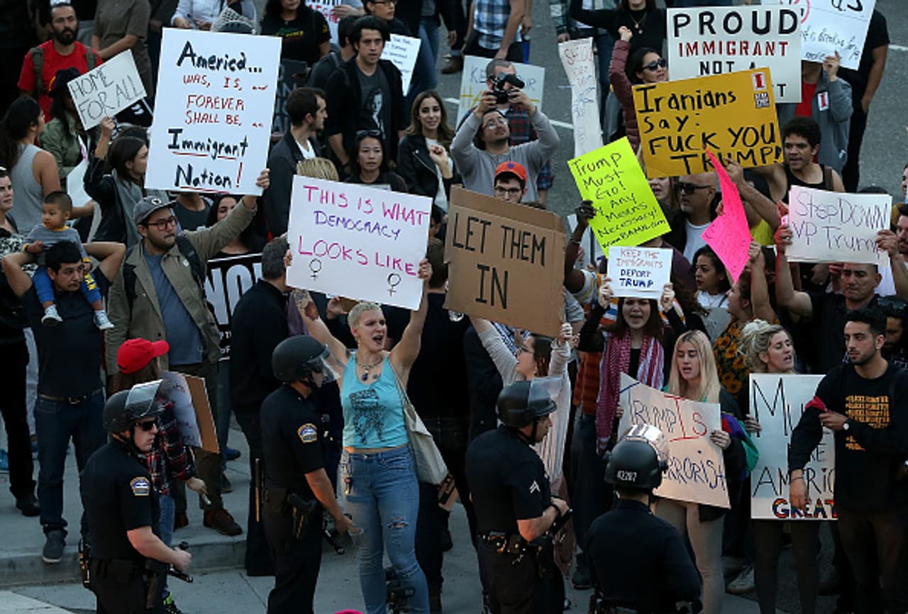 Trump's 'Muslim ban' sparks protests across America Trump's 'Muslim ban' sparks protests across America