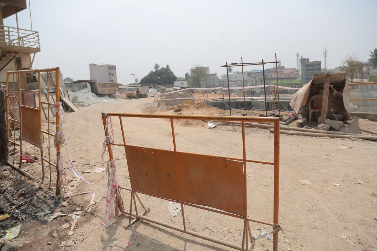 Construction in full swing, but will BMRCL meet deadline? Construction in full swing, but will BMRCL meet deadline?