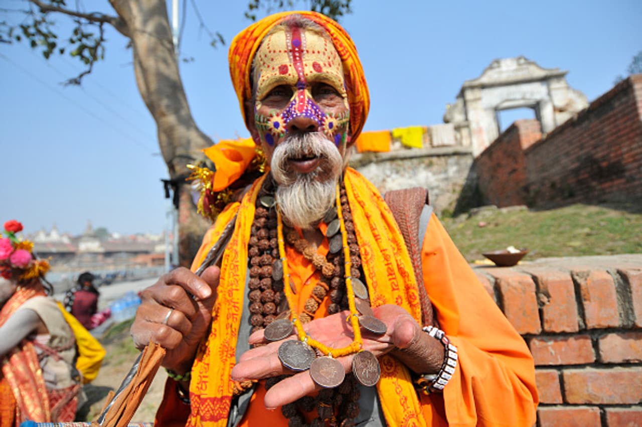 Devotees gather at Pashupatinath temple for Maha Shivaratri Devotees gather at Pashupatinath temple for Maha Shivaratri