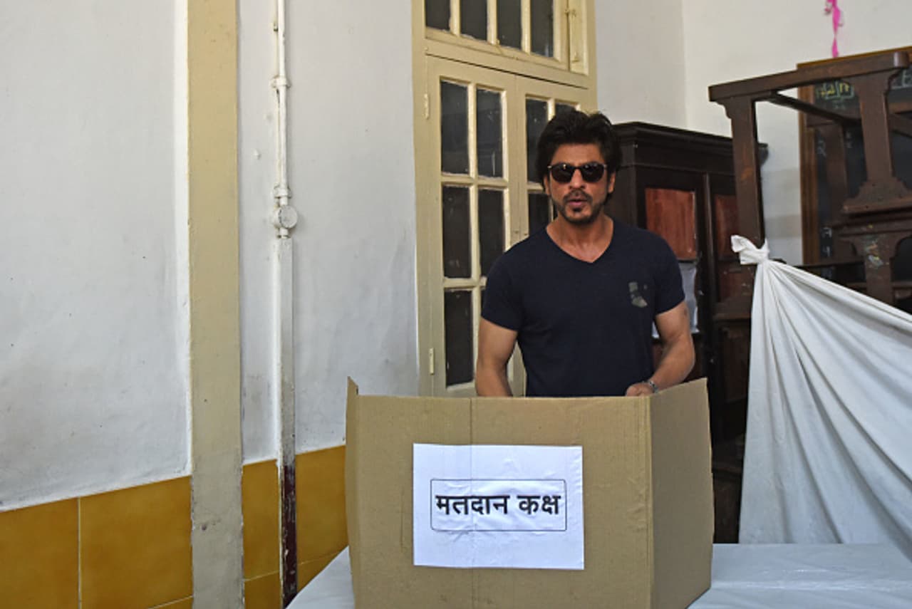 Celebrities cast their votes at the Mumbai BMC elections Celebrities cast their votes at the Mumbai BMC elections