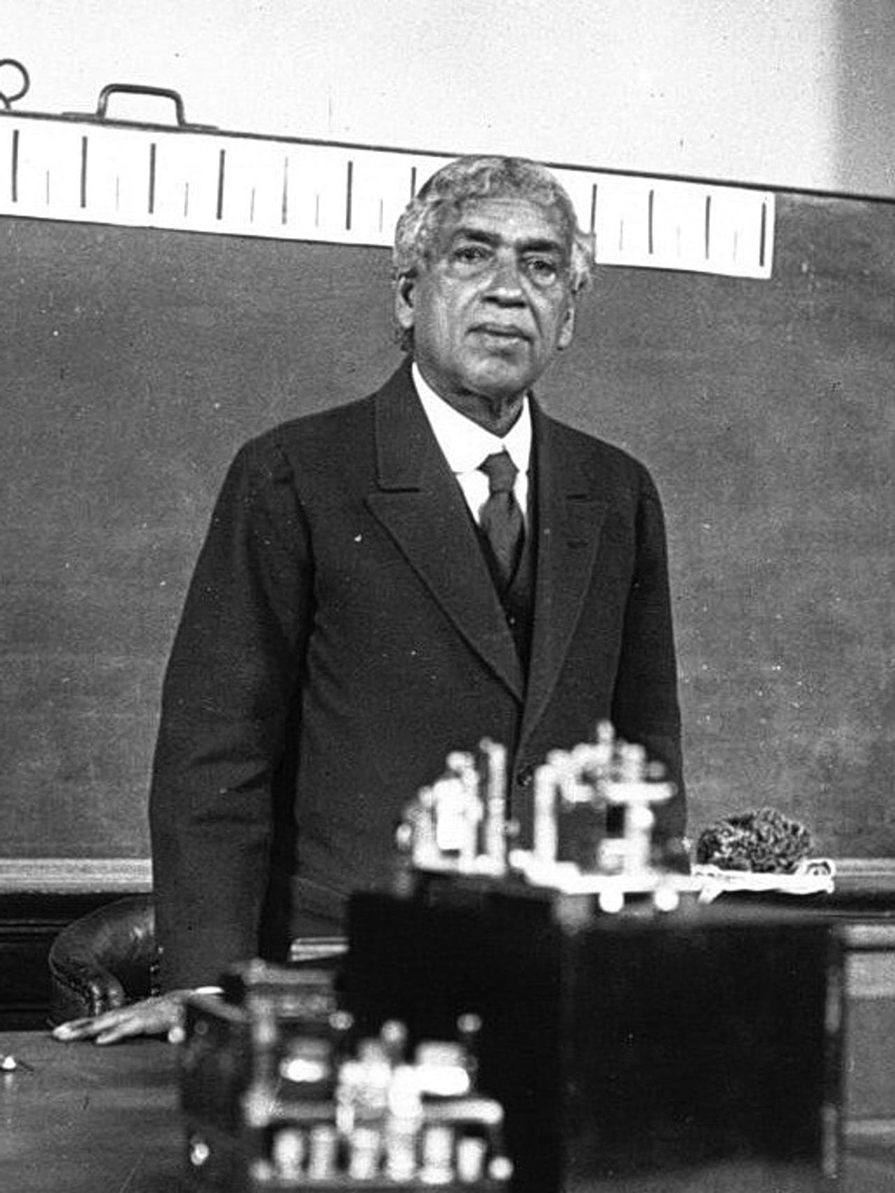 India's Jagadish Chandra Bose responsible for high speed 5G India's Jagadish Chandra Bose responsible for high speed 5G