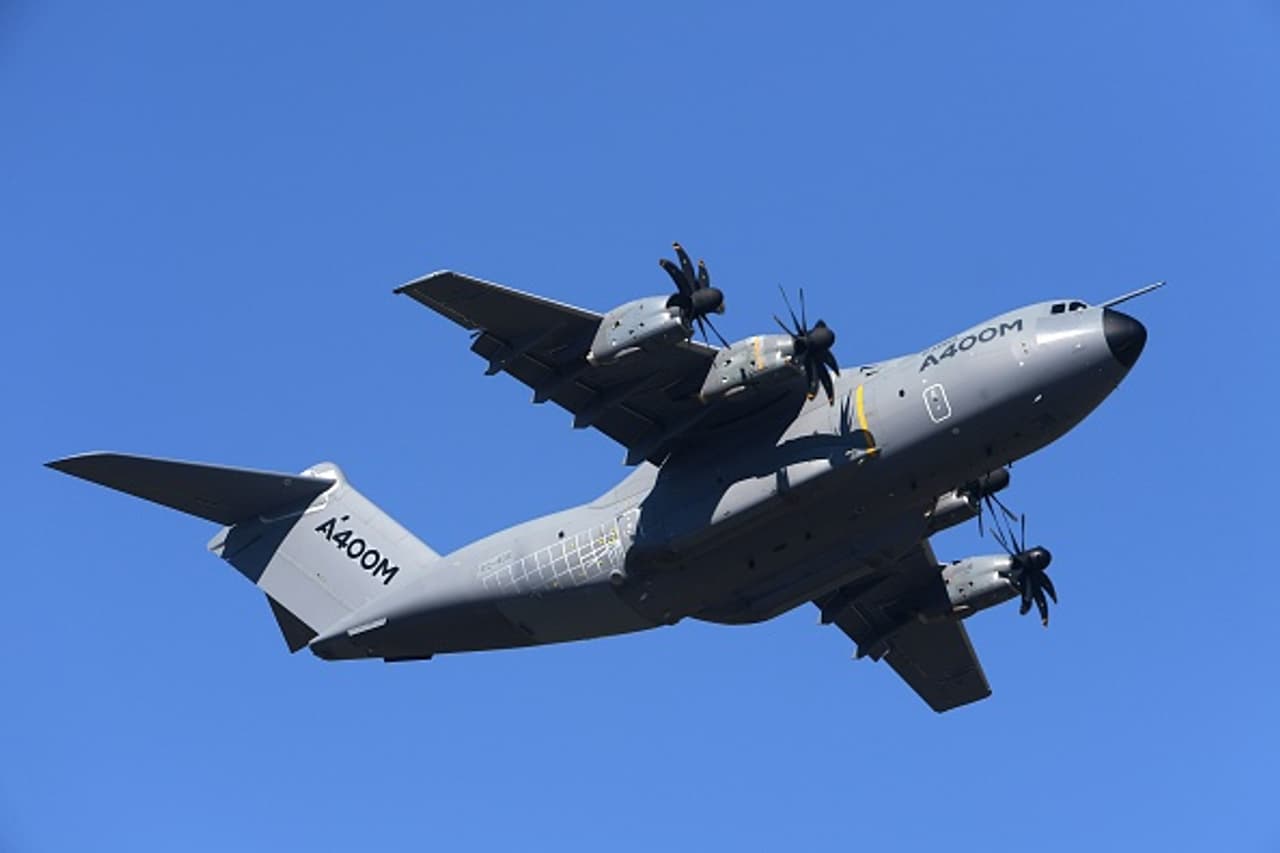 20 photos from World's largest aviation and space exhibition 20 photos from World's largest aviation and space exhibition