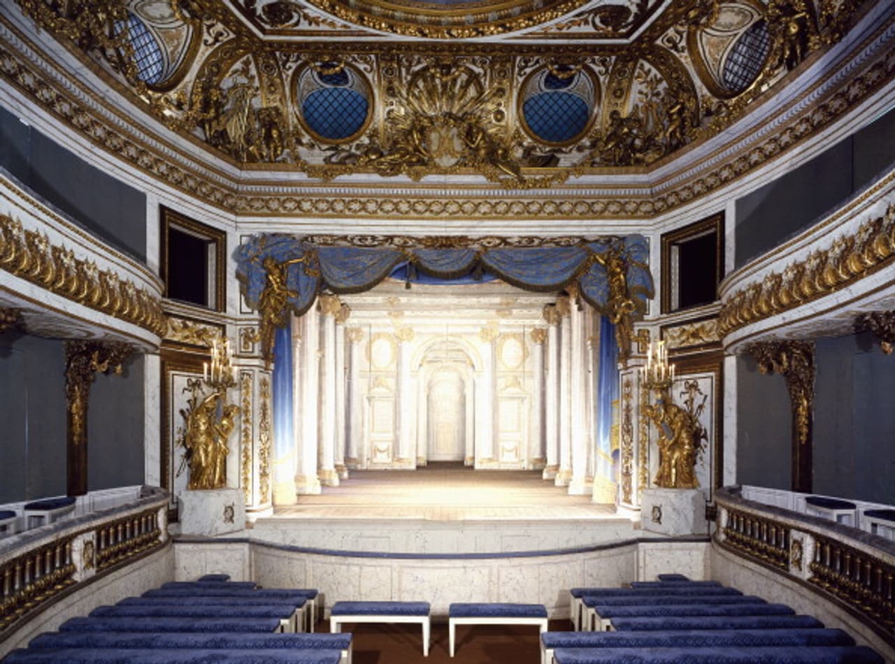 15 stunning theatres around the world 15 stunning theatres around the world