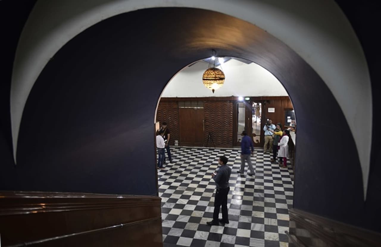 Iconic Regal Theatre to return as multiplex Iconic Regal Theatre to return as multiplex