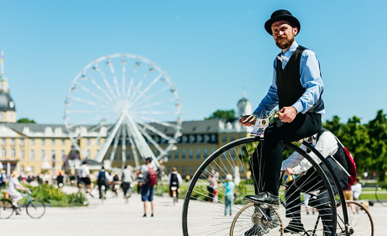 Bicycle is now 200 year old: A walk down the history lane Bicycle is now 200 year old: A walk down the history lane