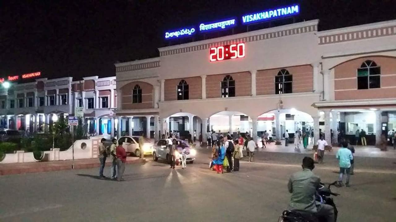 These are the 10 cleanest railway stations of India These are the 10 cleanest railway stations of India