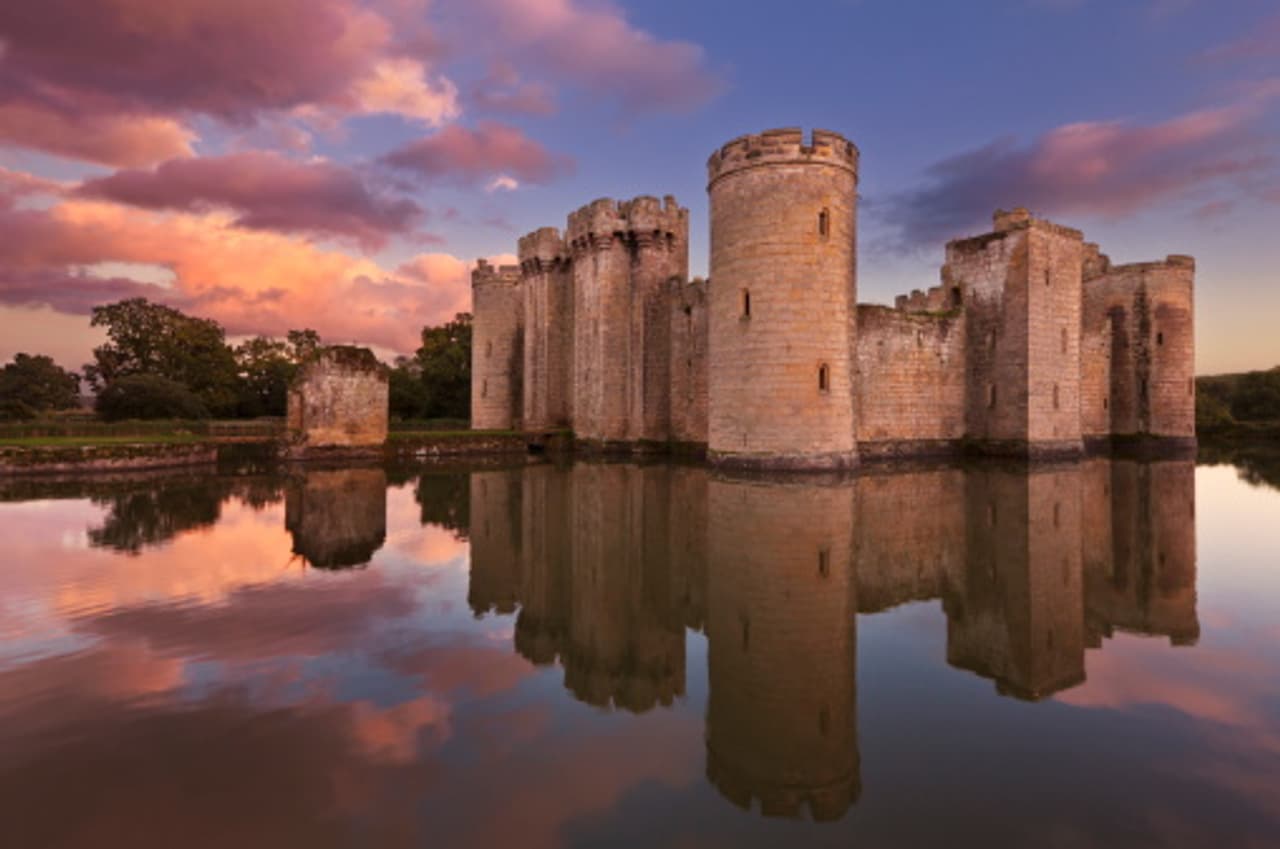 10 magnificent castles in Britain you must know 10 magnificent castles in Britain you must know