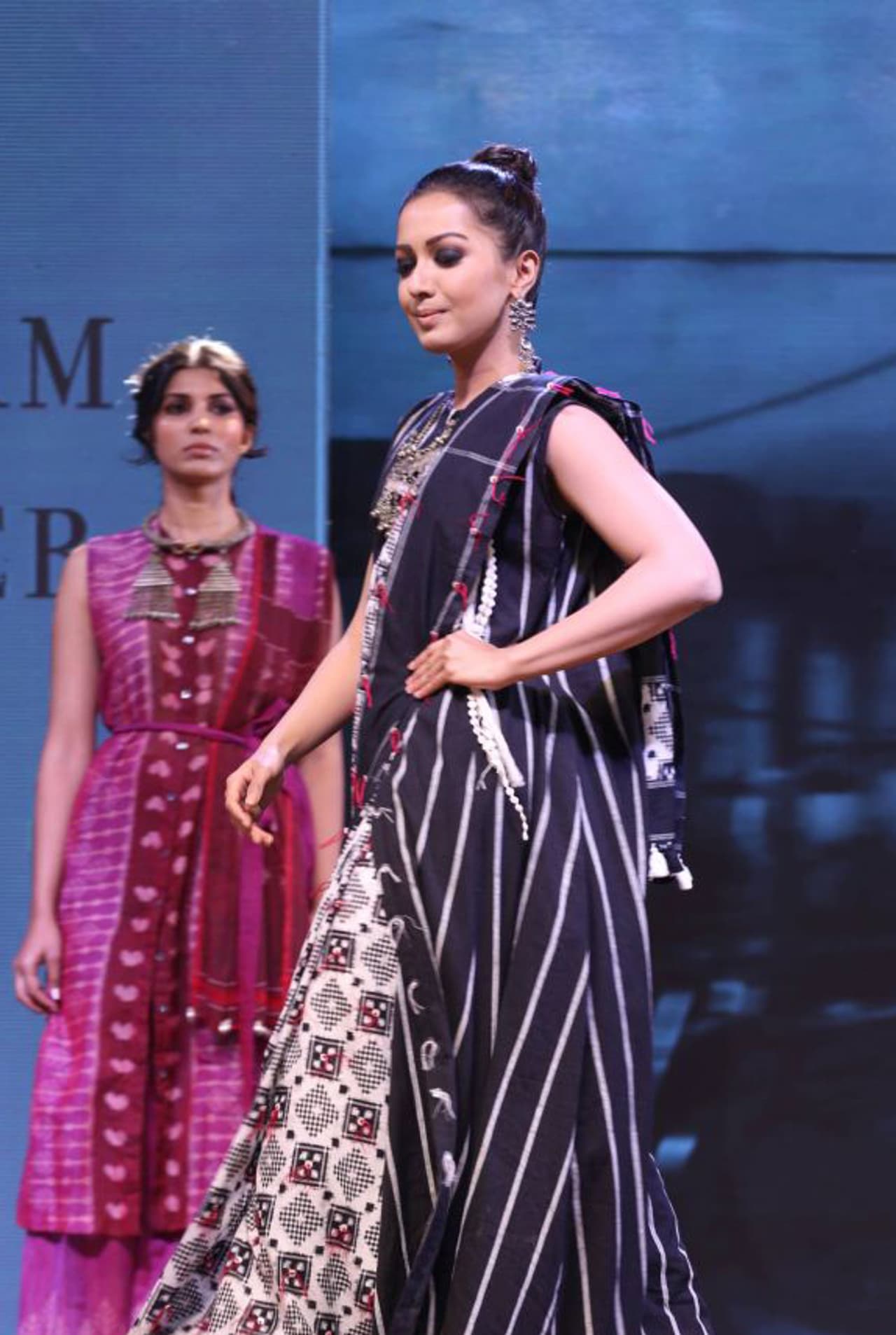 In Pics: South celebs walked the ramp at Woven fashion 2017 In Pics: South celebs walked the ramp at Woven fashion 2017