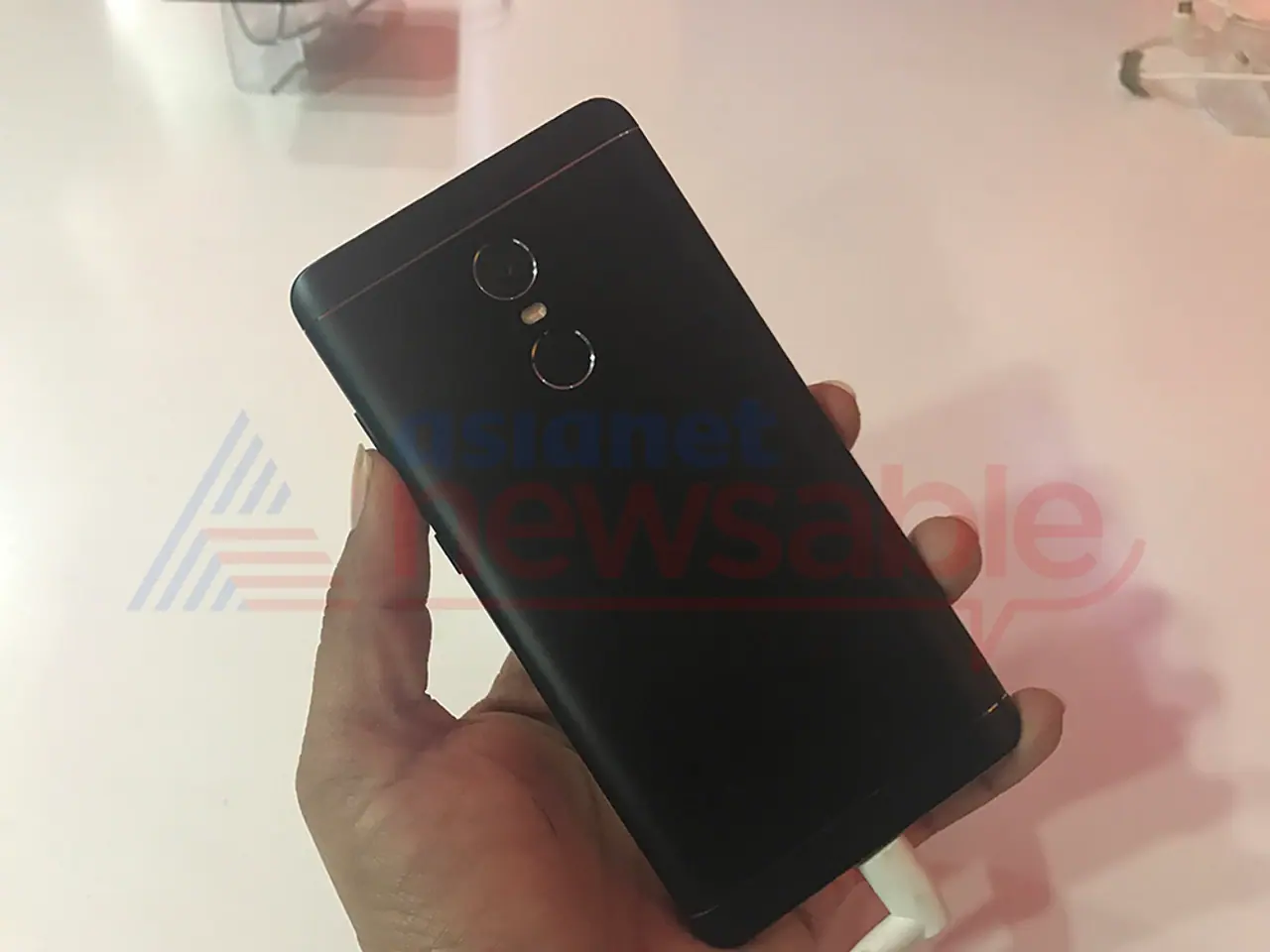 7 Best smartphones to buy under Rs 15000 7 Best smartphones to buy under Rs 15000