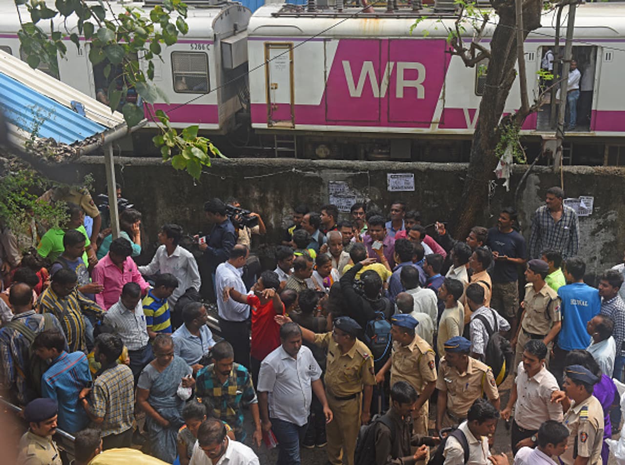 Mumbai Stampede horror explained in 15 pictures Mumbai Stampede horror explained in 15 pictures