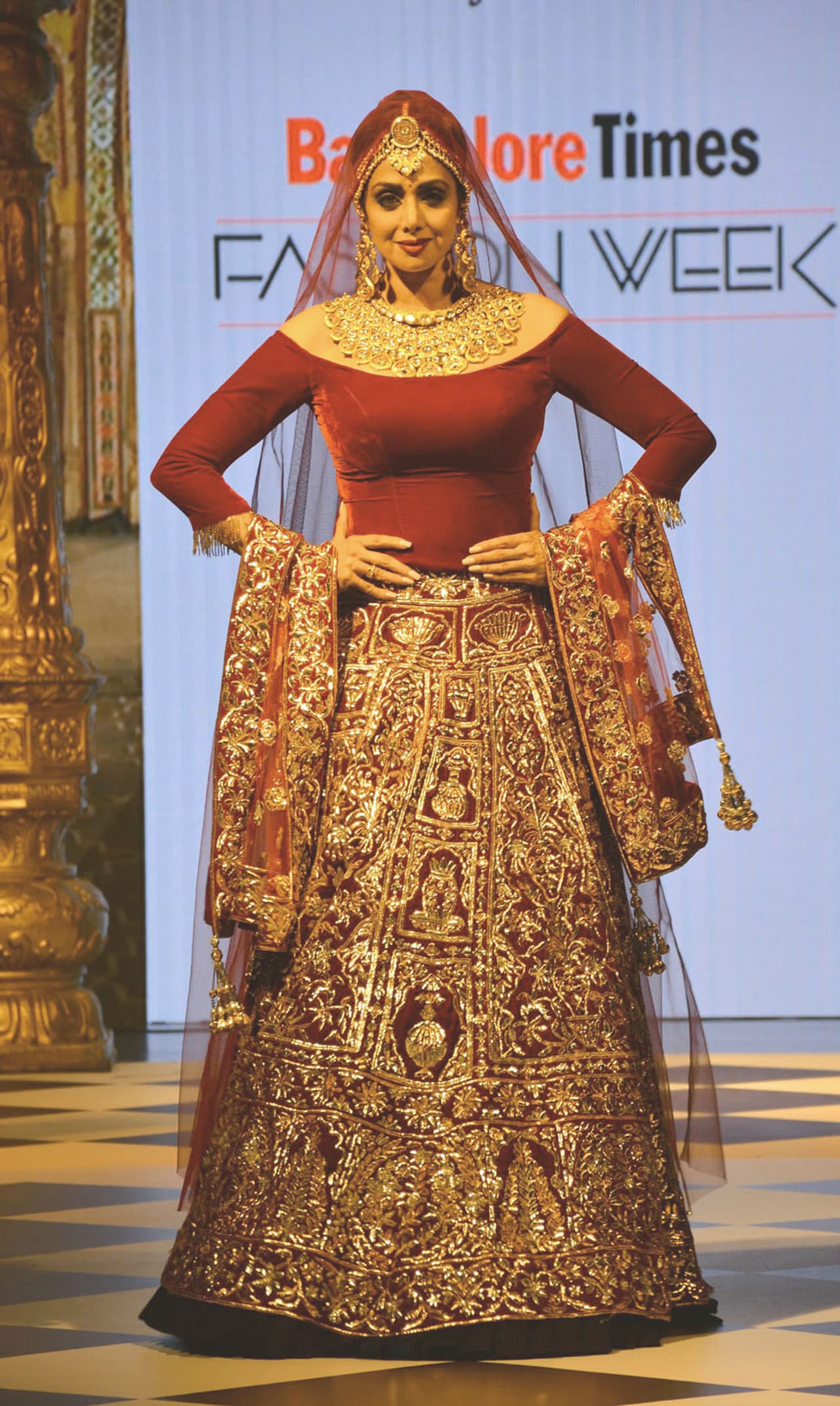 In pics: Sridevi and shruti Haasan at Bengaluru fashion week In pics: Sridevi and shruti Haasan at Bengaluru fashion week