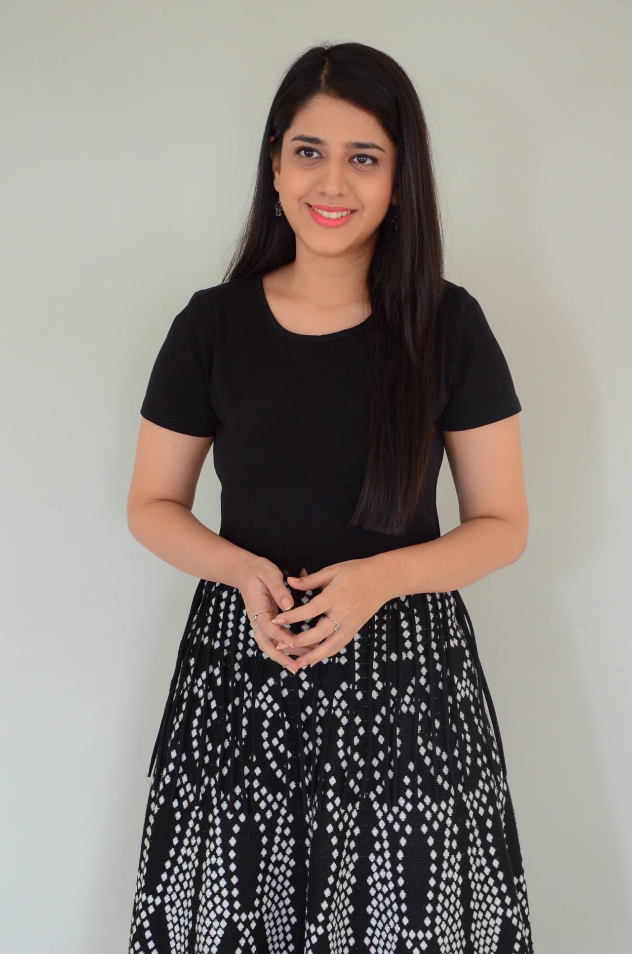 సిమ్రాన్ పరీంజా లేటెస్ట్ గ్యాలరీ సిమ్రాన్ పరీంజా లేటెస్ట్ గ్యాలరీ