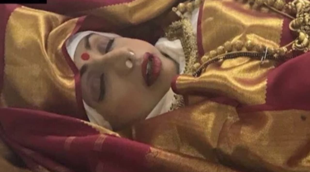 శ్రీదేవి అంతిమయాత్ర వీడ్కోలు ఫోటో గ్యాలరీ శ్రీదేవి అంతిమయాత్ర వీడ్కోలు ఫోటో గ్యాలరీ