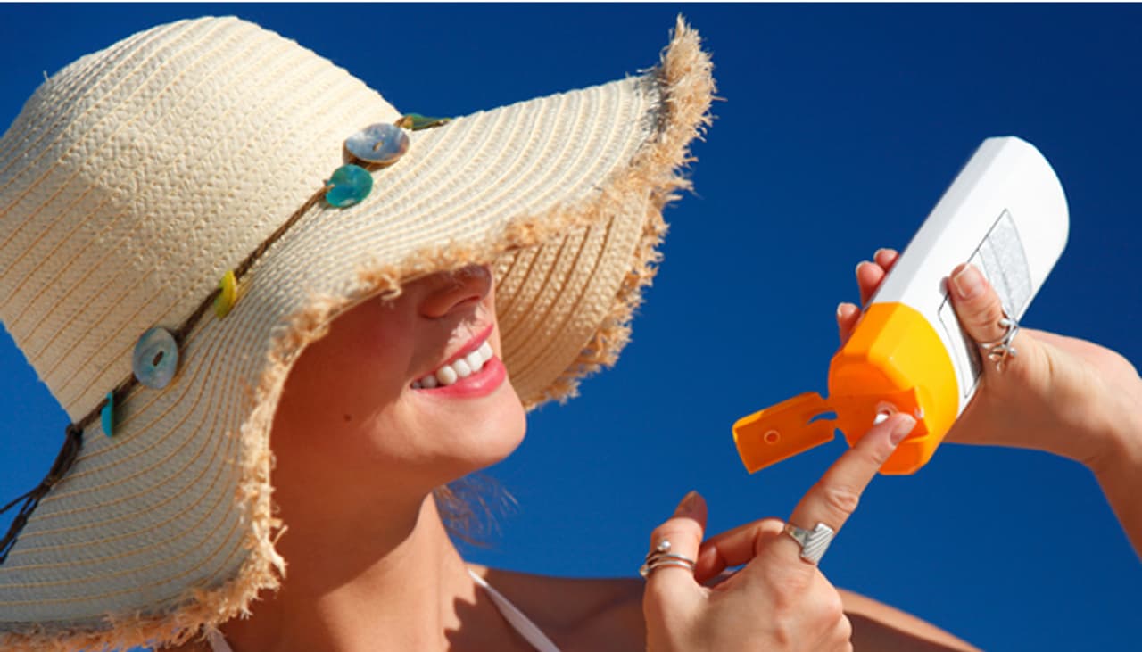 <p style="text align: justify;">Generally, we tend to apply sunscreen before stepping out of our house to go somewhere. But do you know we must apply sunscreen when at home too and it's not only for the summers but also for all kind of environment? If you want to protect your skin from radical damage, then add sunscreen with your daily skincare routine, no matter what.</p> <p style="text align: justify;">Generally, we tend to apply sunscreen before stepping out of our house to go somewhere. But do you know we must apply sunscreen when at home too and it's not only for the summers but also for all kind of environment? If you want to protect your skin from radical damage, then add sunscreen with your daily skincare routine, no matter what.</p>