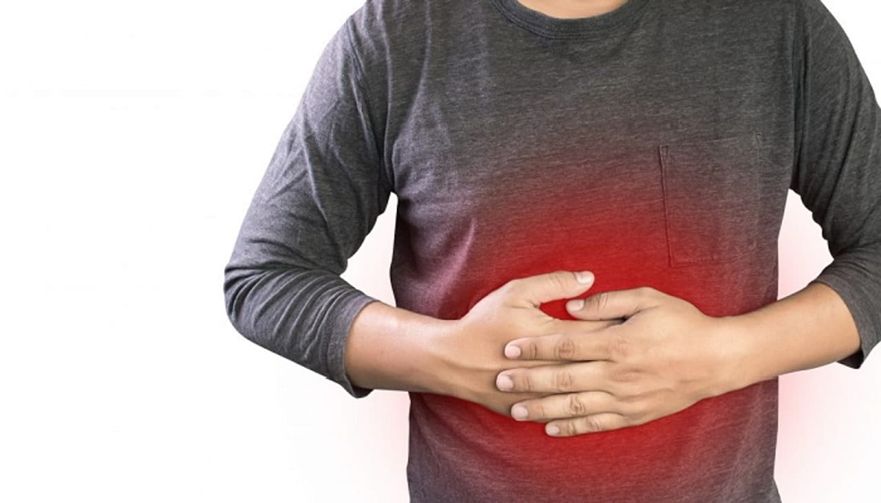 <p>అసిడిటీ.. కడుపులో ఉబ్బరం.. ఇది చాలా మందిని వేధిస్తుంది. కాస్త ఆయిల్ ఫుడ్ తిన్నా, ఏదైనా పడనిది తిన్నా చుక్కలు చూపిస్తుంది. అయితే చాలామంది అసిడిటీని పెద్దగా కేర్ చేయరు కానీ దాన్ని నిర్లక్ష్యం చేస్తే తీవ్రసమస్యలకు దారి తీస్తుంది.</p> <p>అసిడిటీ.. కడుపులో ఉబ్బరం.. ఇది చాలా మందిని వేధిస్తుంది. కాస్త ఆయిల్ ఫుడ్ తిన్నా, ఏదైనా పడనిది తిన్నా చుక్కలు చూపిస్తుంది. అయితే చాలామంది అసిడిటీని పెద్దగా కేర్ చేయరు కానీ దాన్ని నిర్లక్ష్యం చేస్తే తీవ్రసమస్యలకు దారి తీస్తుంది.</p>