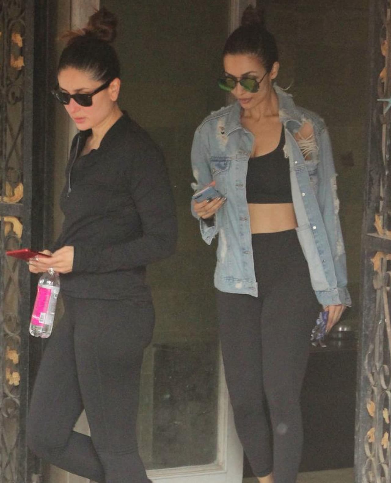 കരീനയും മലൈയ്ക്കയും ജിം പരിശീലനത്തിന് ശേഷം കരീനയും മലൈയ്ക്കയും ജിം പരിശീലനത്തിന് ശേഷം