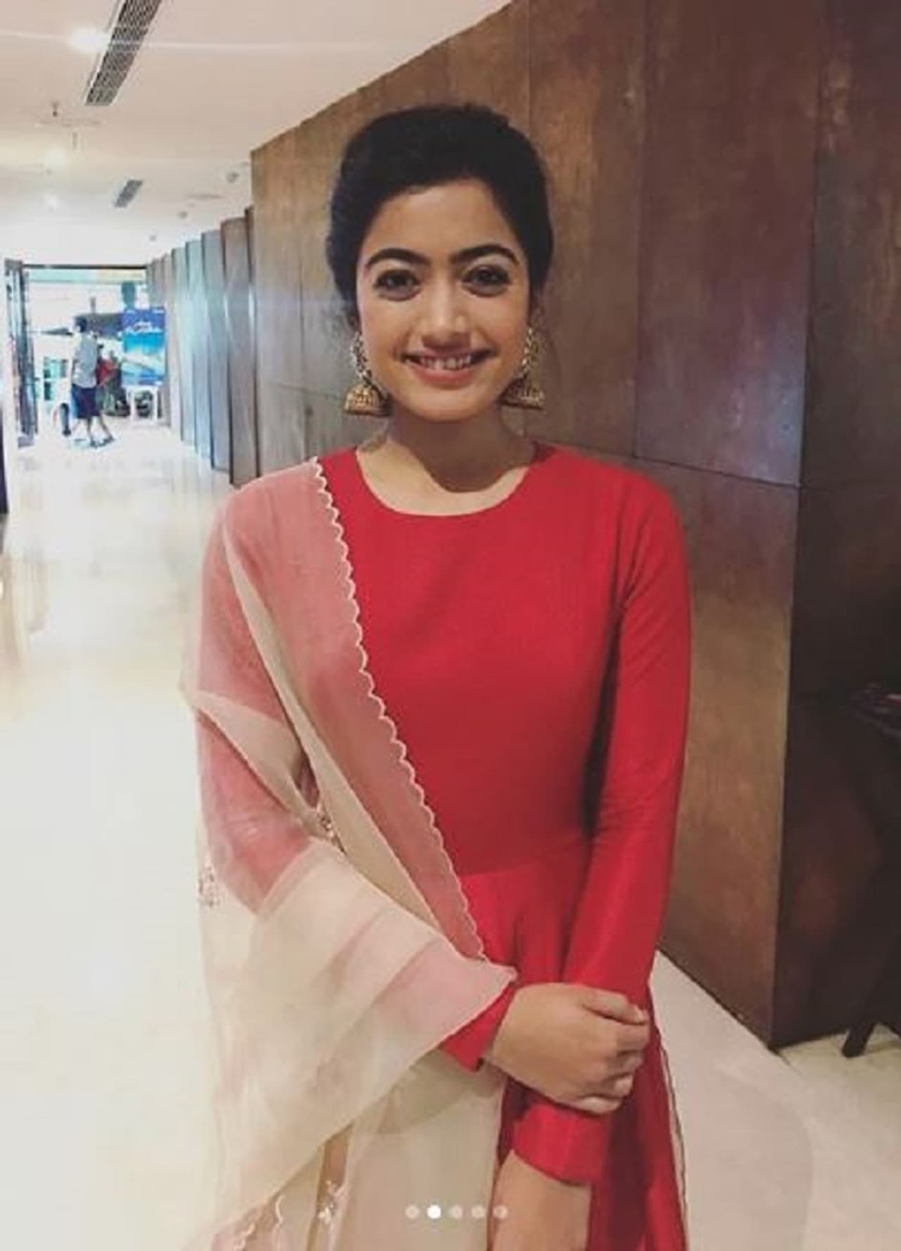 ತೆಲುಗಿನ ’ಗೀತಾ ಗೋವಿಂದಂ’ ಚಿತ್ರದಲ್ಲಿ ನಟಿಸಿದ್ದು ಇದರ ಕಿಸ್ಸಿಂಗ್ ಸೀನ್ ಭಾರೀ ಸದ್ದು ಮಾಡಿತ್ತು ತೆಲುಗಿನ ’ಗೀತಾ ಗೋವಿಂದಂ’ ಚಿತ್ರದಲ್ಲಿ ನಟಿಸಿದ್ದು ಇದರ ಕಿಸ್ಸಿಂಗ್ ಸೀನ್ ಭಾರೀ ಸದ್ದು ಮಾಡಿತ್ತು