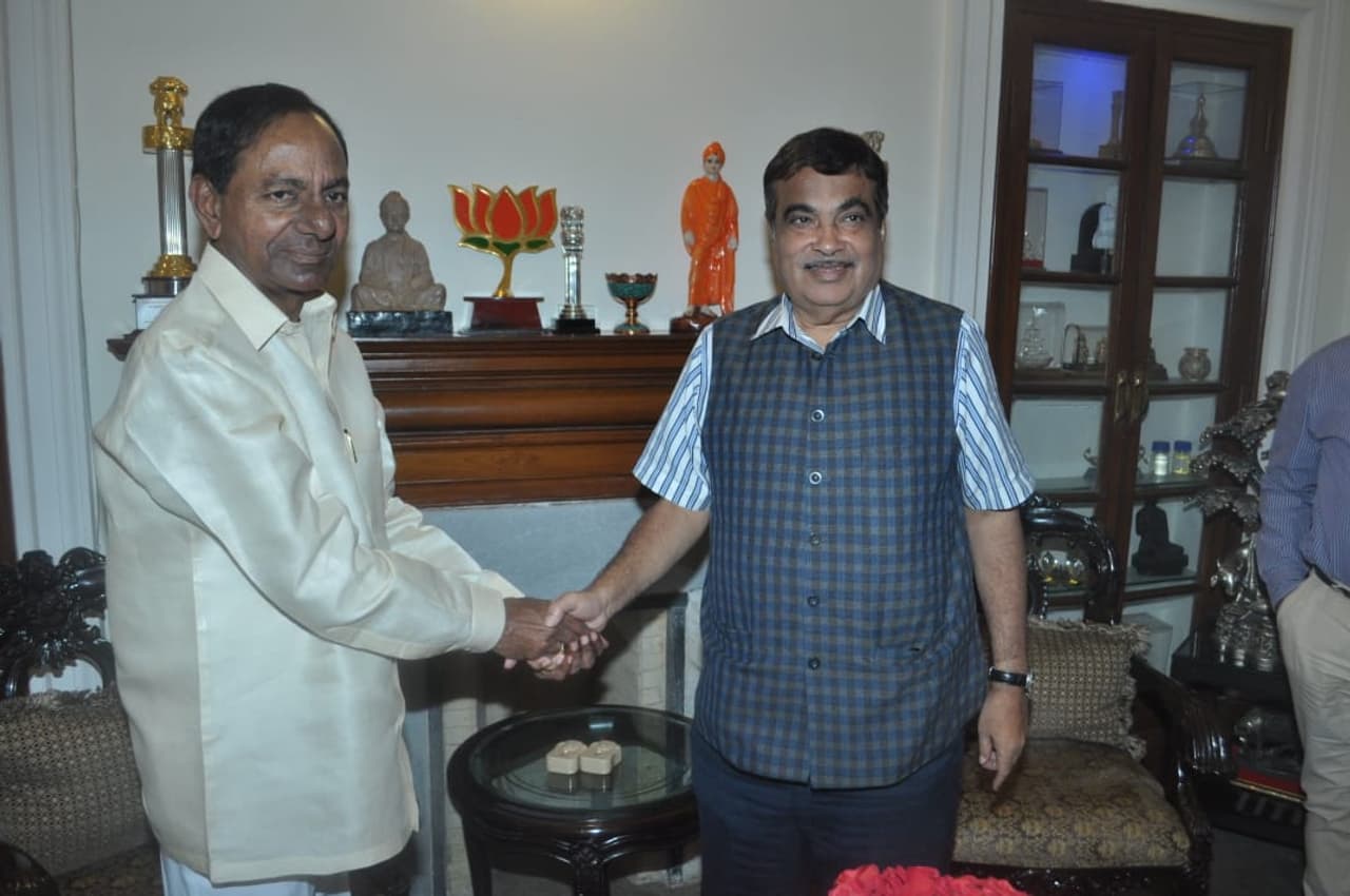 Telangana cm kcr meets union minister nitin gadkari Telangana cm kcr meets union minister nitin gadkari