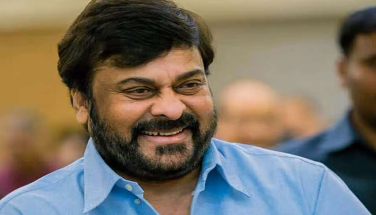 సినీ ఇండస్ట్రీలో రికార్డులు మోతమోగించడంలో ఆయనకు ఆయనే సాటి. ఏ పాత్ర ఇచ్చినా ఆపాత్రలో ఒదిగిపోవడం ఆయన నైజం. ఏ రంగంలోనైనా ఆయనకంటూ ఒక ప్రత్యేక అభిమానాన్ని సొంతం చేసుకోవడంలో ఆయనకు ఆయనే సాటి. సినీ ఇండస్ట్రీలో రికార్డులు మోతమోగించడంలో ఆయనకు ఆయనే సాటి. ఏ పాత్ర ఇచ్చినా ఆపాత్రలో ఒదిగిపోవడం ఆయన నైజం. ఏ రంగంలోనైనా ఆయనకంటూ ఒక ప్రత్యేక అభిమానాన్ని సొంతం చేసుకోవడంలో ఆయనకు ఆయనే సాటి.