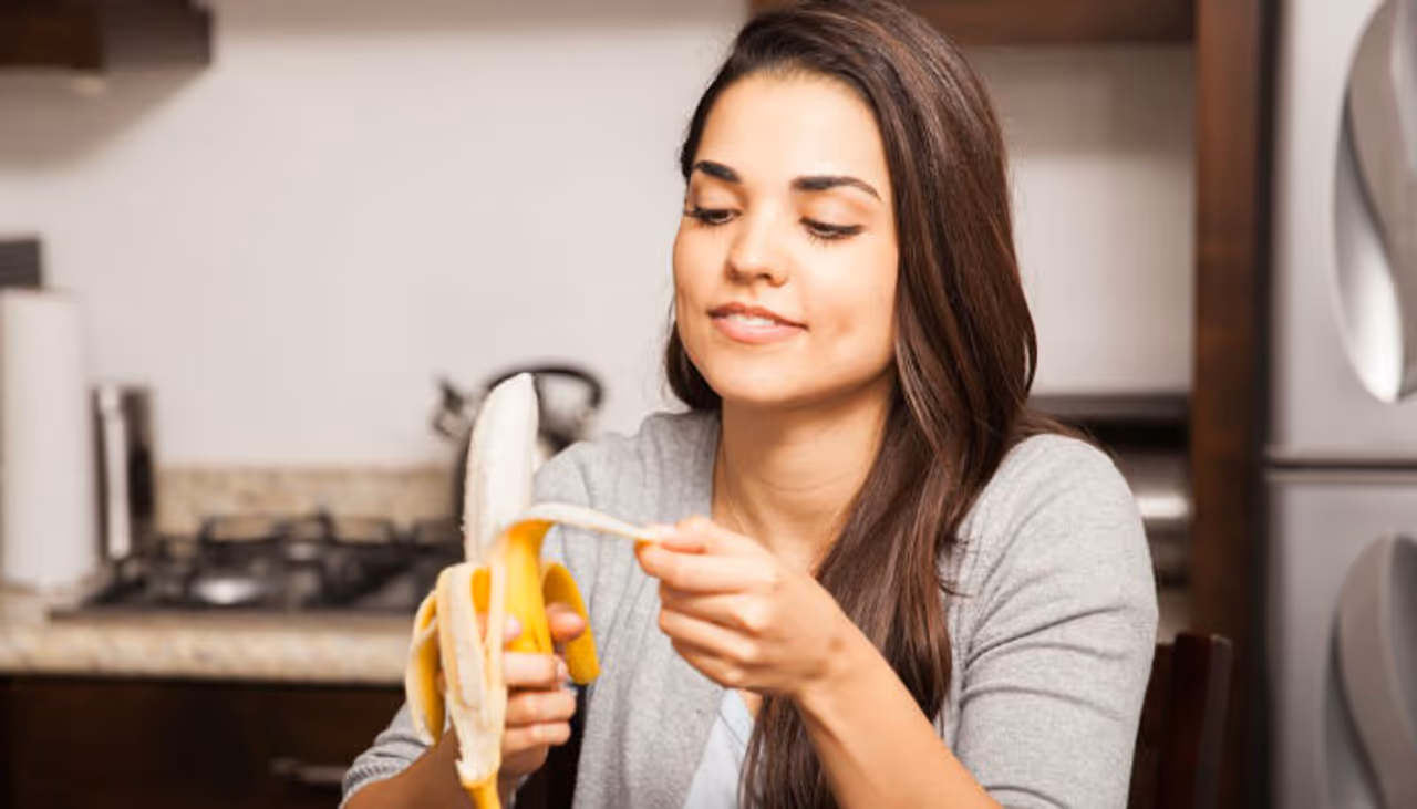 <p>If you thought just having bananas was good enough, we have some news for you. Presenting banana peels. Oh yes! it’s true, they don’t deserve to be in the bin. You will be surprised to know that the peels are loaded with nutrients and help in reducing weight.</p>