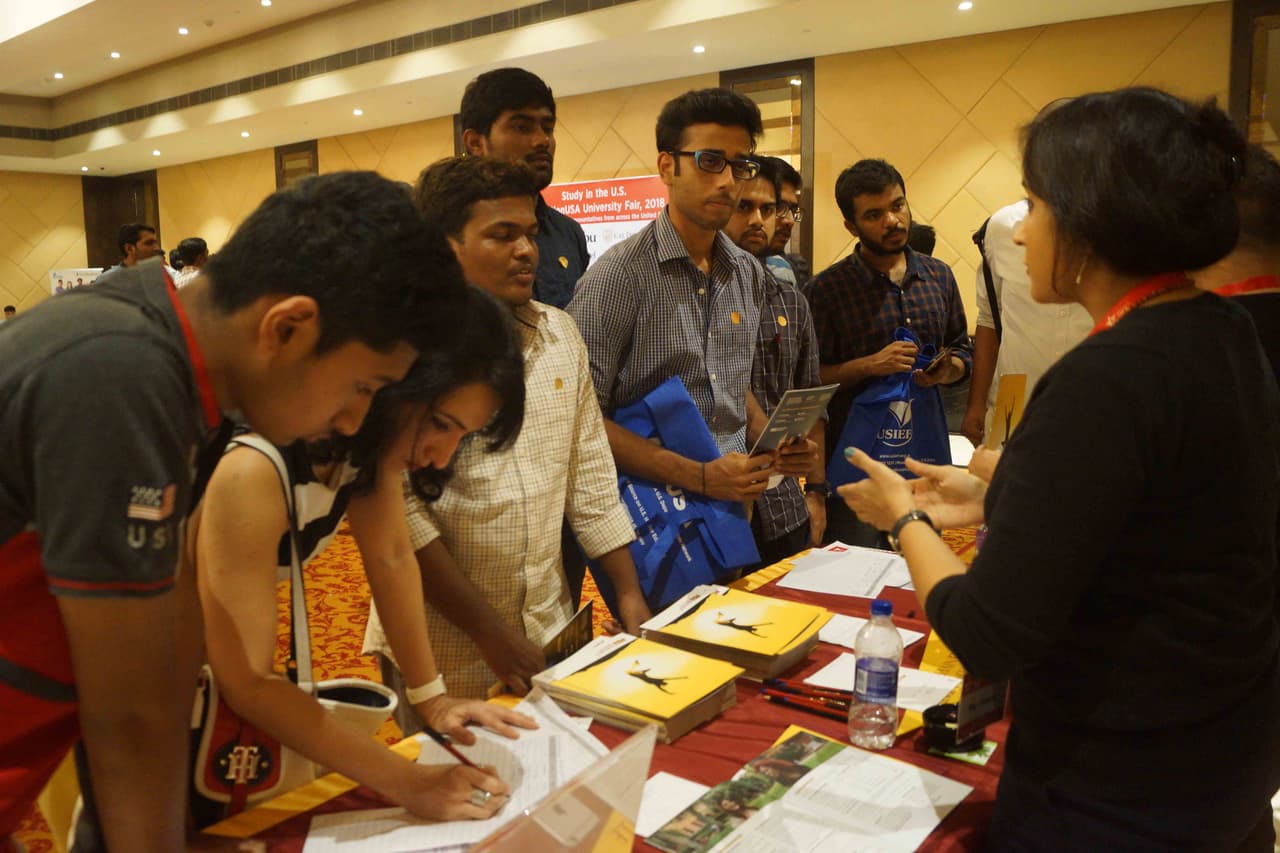 అమెరికాలో ఉన్నత విద్యావకాశాలపై సెమినార్ (ఫోటోలు) అమెరికాలో ఉన్నత విద్యావకాశాలపై సెమినార్ (ఫోటోలు)