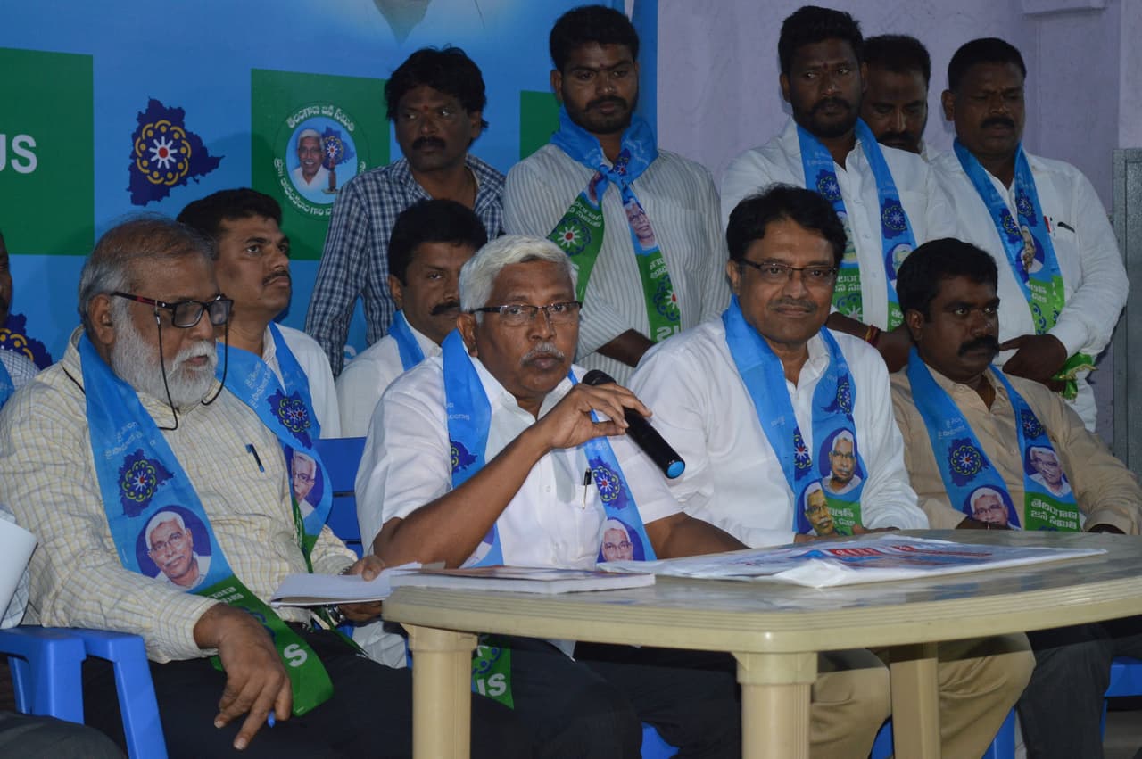 టీజేెఎస్ లో చేరిన న్యాయవాది రచనారెడ్డి (ఫొటోలు)