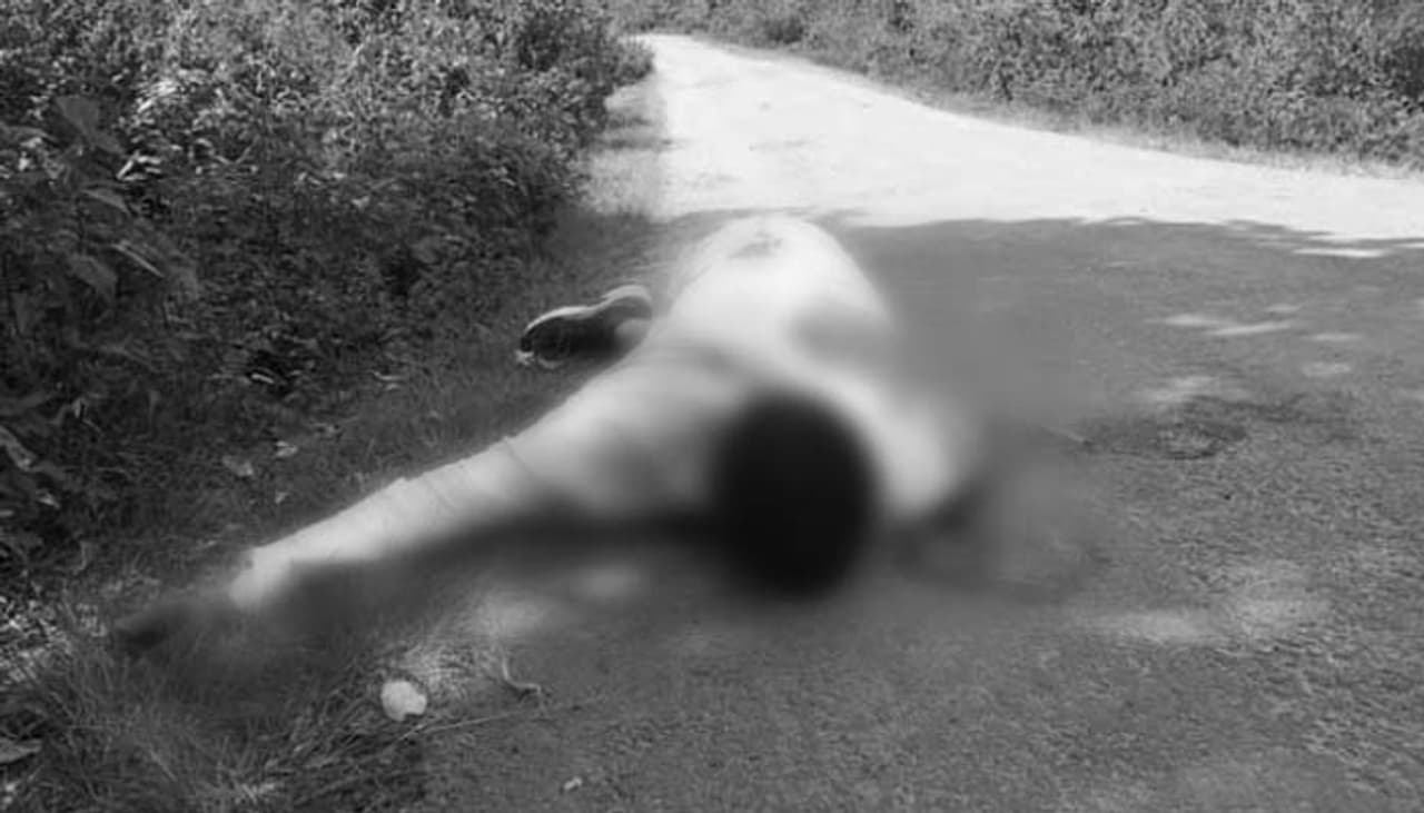 మావోల కాల్పుల్లో ఎమ్మెల్యే సర్వేశ్వరరావు, మాజీ ఎమ్మెల్యే సోమ మృతి మావోల కాల్పుల్లో ఎమ్మెల్యే సర్వేశ్వరరావు, మాజీ ఎమ్మెల్యే సోమ మృతి