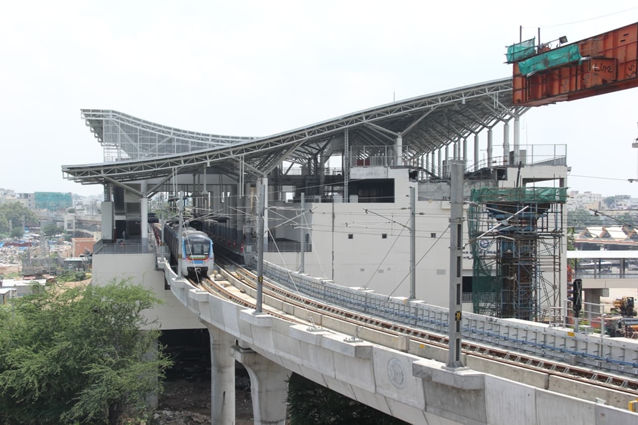 మెట్రో కారిడార్ 2 (ఎల్బీ నగర్ మియాపూర్) ఫోటోలు