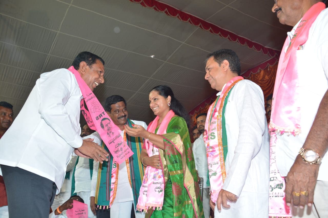 సురేష్‌రెడ్డి ఇలాకాలో కవిత ప్రచారం