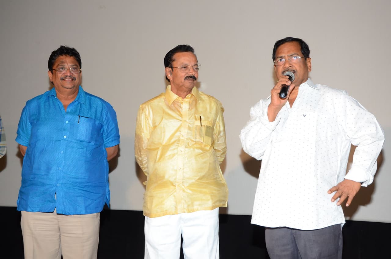 2 ఫ్రెండ్స్ మూవీ ట్రైలర్ లాంచ్ 2 ఫ్రెండ్స్ మూవీ ట్రైలర్ లాంచ్