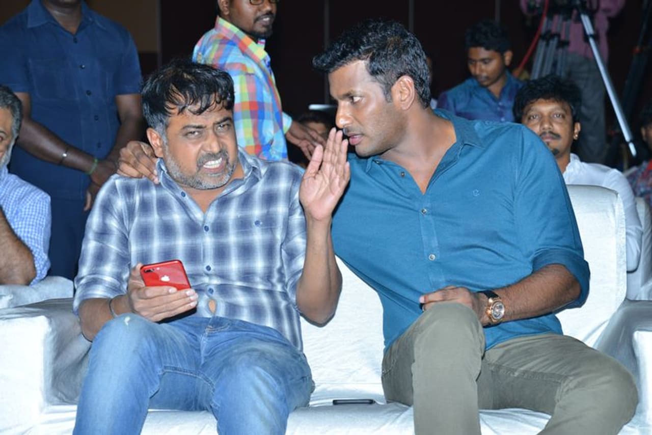 పందెం కోడి 2 ప్రి రిలీజ్ ఈవెంట్ ఫోటో గ్యాలరీ పందెం కోడి 2 ప్రి రిలీజ్ ఈవెంట్ ఫోటో గ్యాలరీ