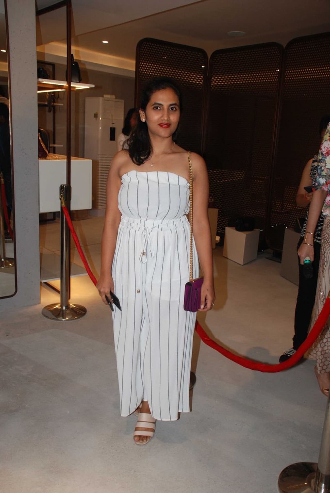 గెలీరియా ది లక్స్ ను ప్రారంభించిన ఫారిన్ మోడల్స్ (ఫోటోలు) గెలీరియా ది లక్స్ ను ప్రారంభించిన ఫారిన్ మోడల్స్ (ఫోటోలు)