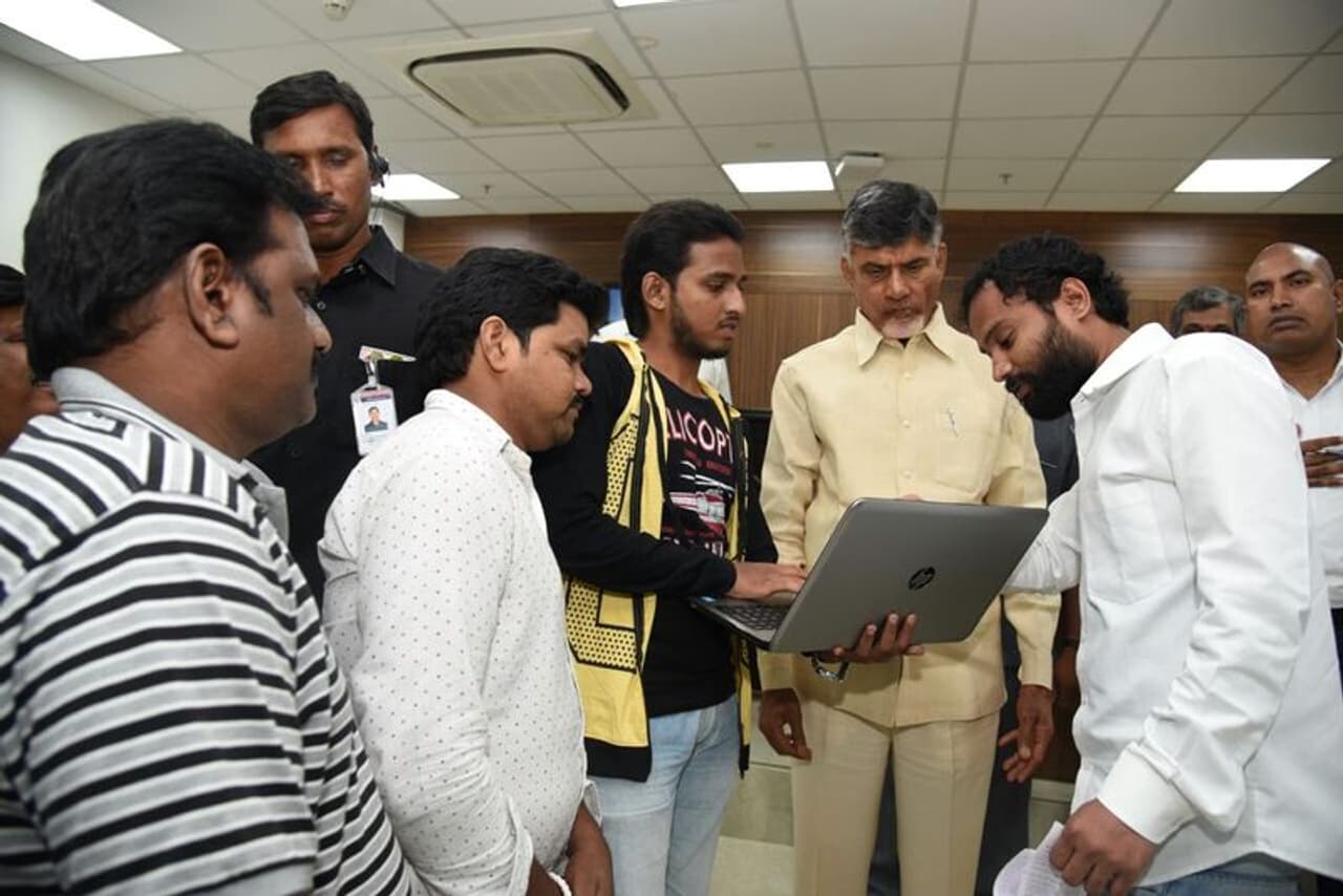 రూల్ సినిమా పాటలను విడుదల చేసిన చంద్రబాబు రూల్ సినిమా పాటలను విడుదల చేసిన చంద్రబాబు