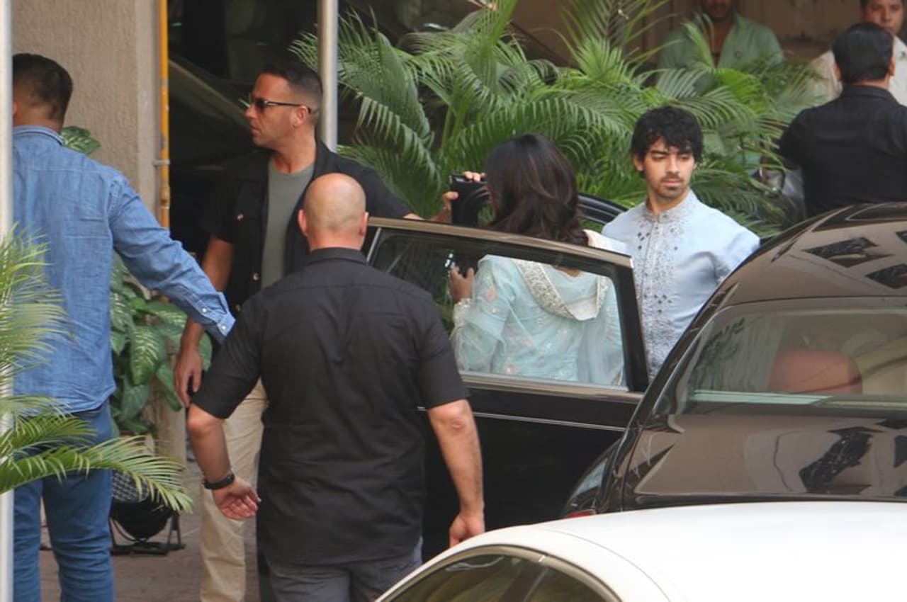Groom to be Nick Jonas's brother, singer Joe Jonas spotted arriving at Priyanka Chopra's residence for puja ceremony. Groom to be Nick Jonas's brother, singer Joe Jonas spotted arriving at Priyanka Chopra's residence for puja ceremony.